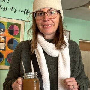 Meet your Posher, Jacqueline